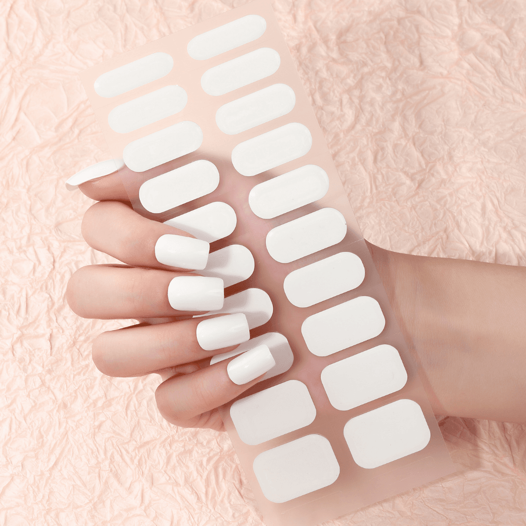 Aversea Pastel Beyaz Jel Tırnak 20 Adet, 2 Kullanım-AVS208